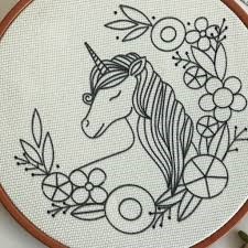 نکات گلدوزی اسب تکشاخ